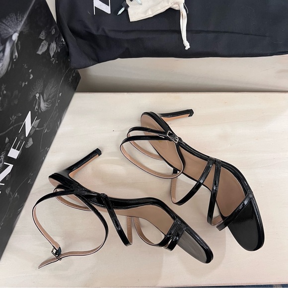 Inez Sofia black patent heels 8.5 wide - Picture 6 of 8